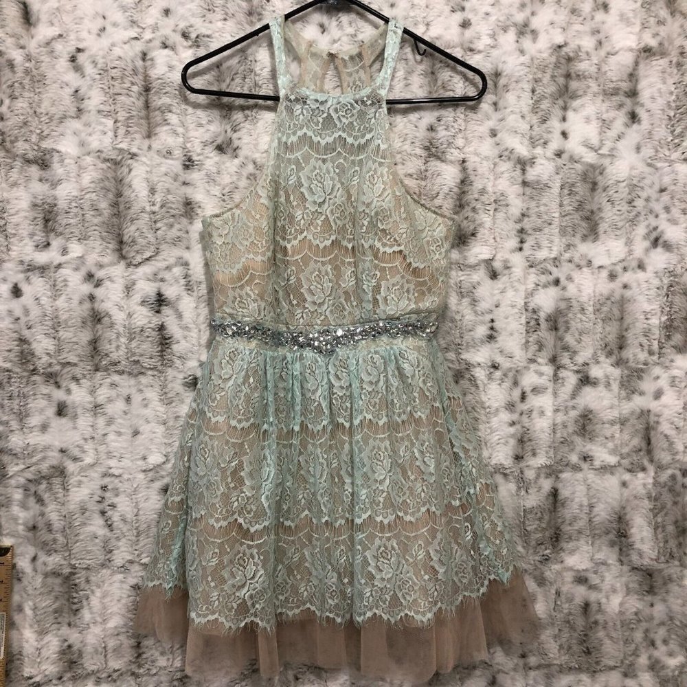 Bee Darlin Womens Dress Mint Floral Lace Mini Illusion Neck Sleeveless Reinstone